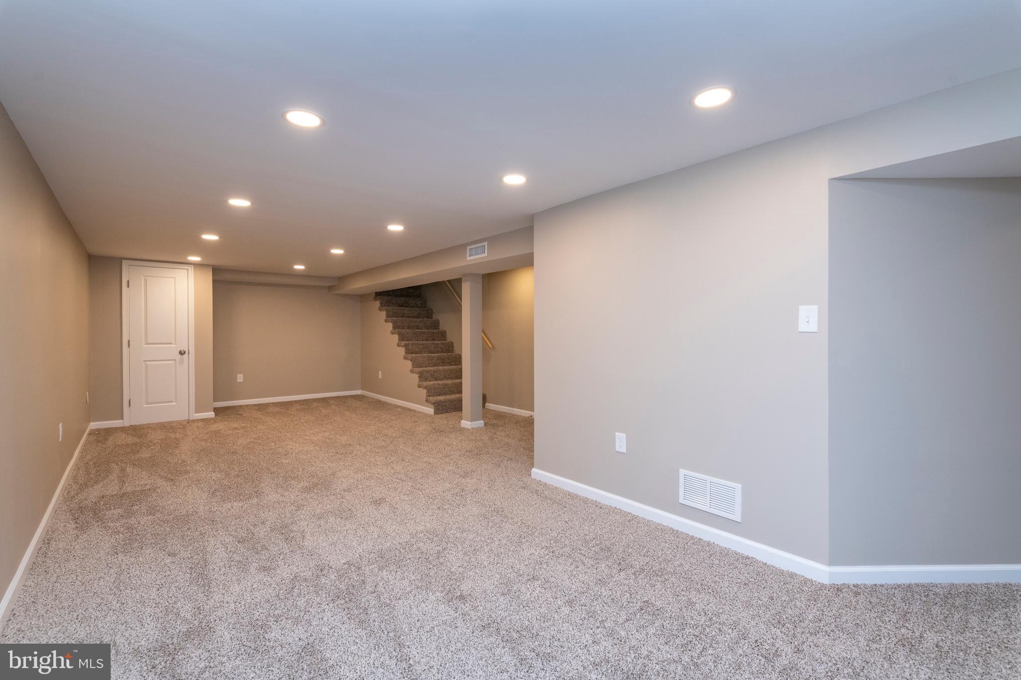 2449 Woodcroft Road Baltimore, MD 21234 - Photo 33 of 44 Gallery Image 33