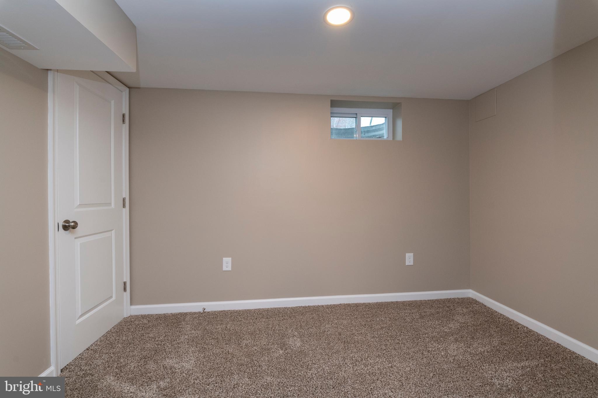 2449 Woodcroft Road Baltimore, MD 21234 - Photo 34 of 44 Gallery Image 34