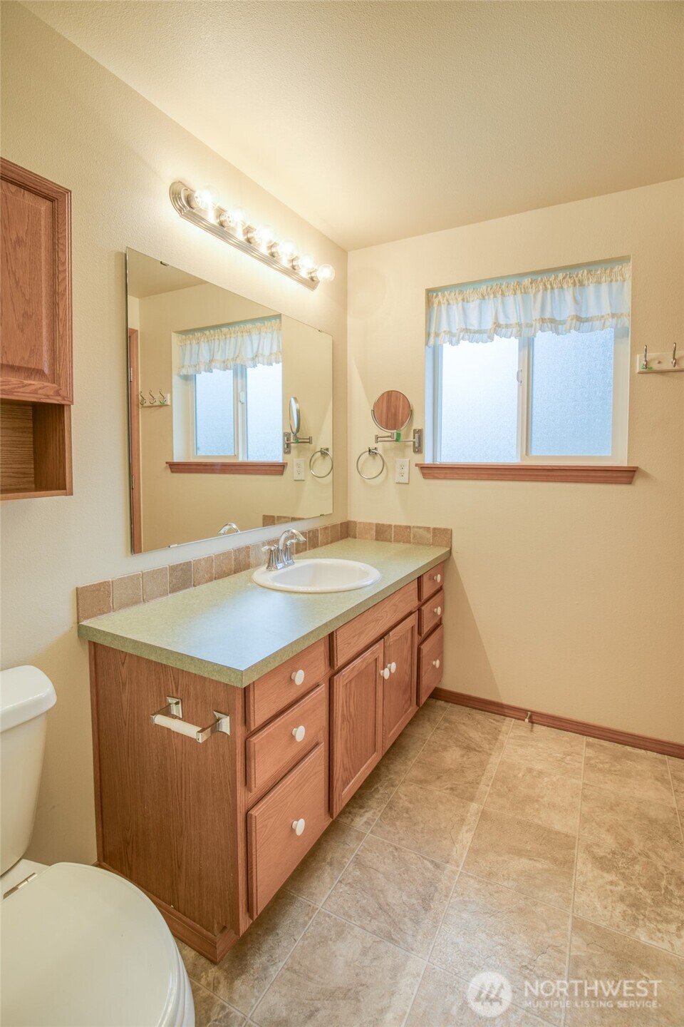 1616 West Anderson Street Elma, WA 98541 - Photo 15 of 31