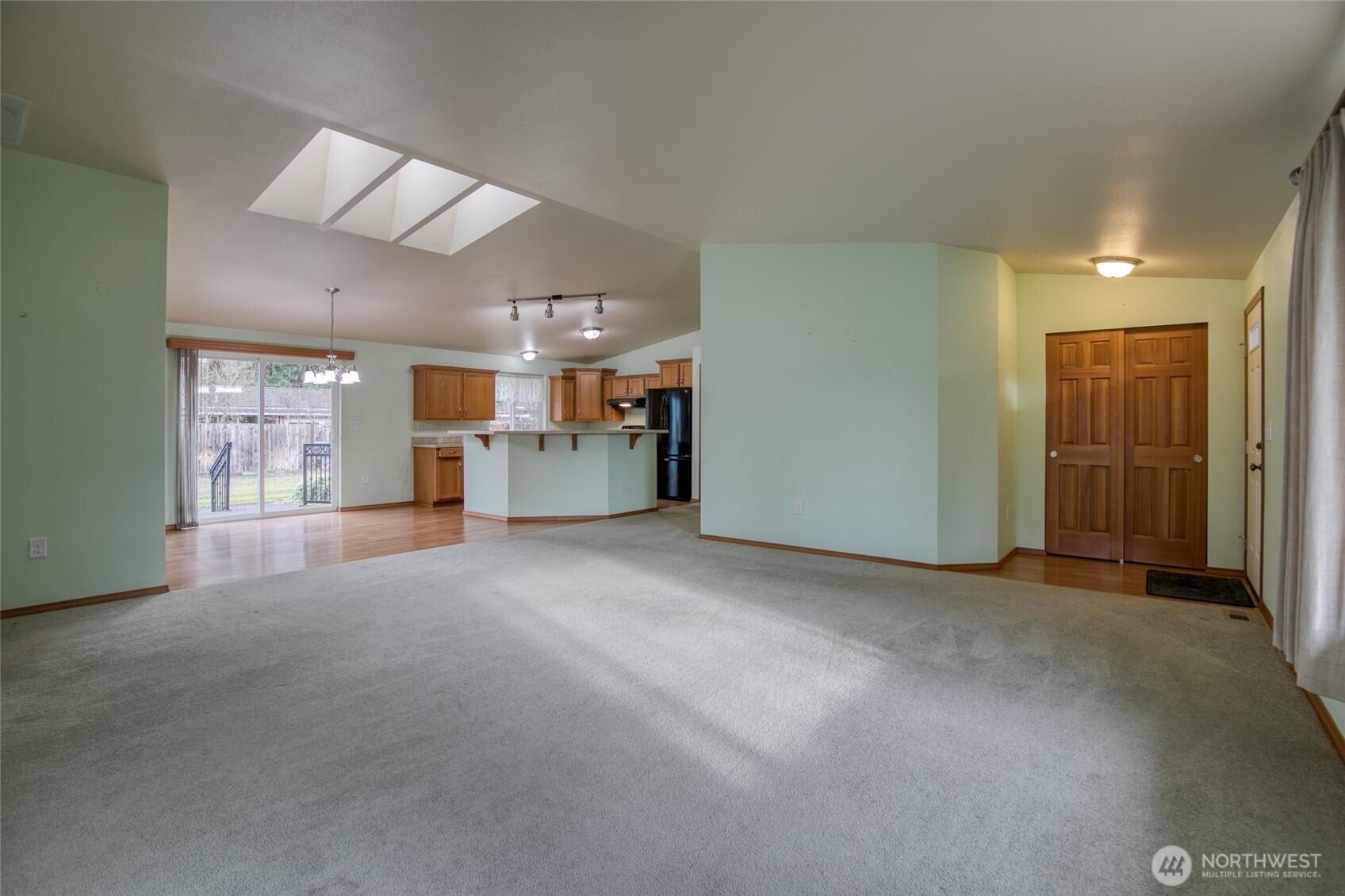 1616 West Anderson Street Elma, WA 98541 - Photo 4 of 31