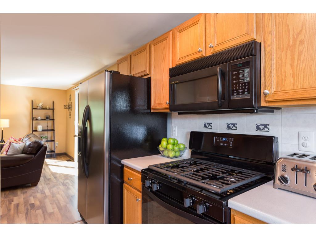 430 Ledgeview Drive, Unit 430 Rochester, NH 03839 - Photo 7 of 28