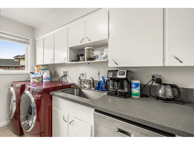 $239,000 | 1802 Northeast Hogan Drive, Gresham, OR 97030