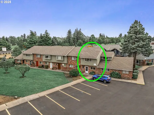 $239,000 | 1802 Northeast Hogan Drive, Gresham, OR 97030