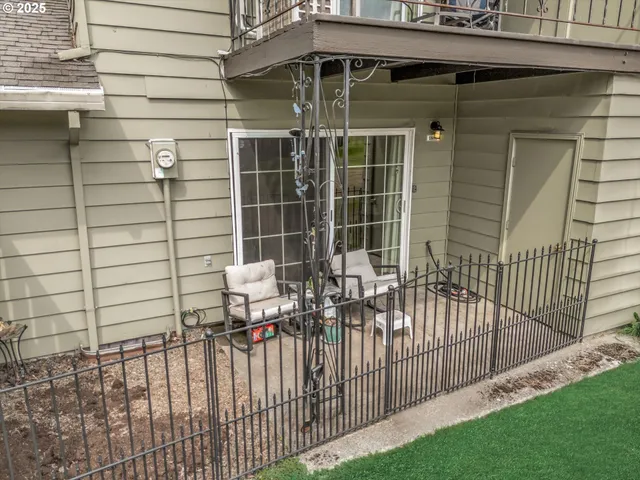 $239,000 | 1802 Northeast Hogan Drive, Gresham, OR 97030