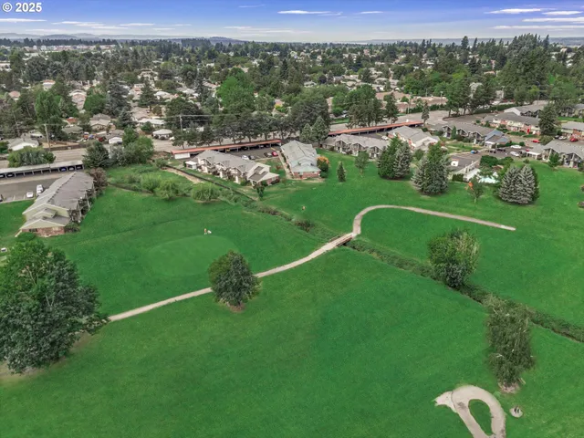 $239,000 | 1802 Northeast Hogan Drive, Gresham, OR 97030