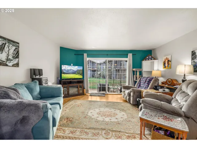 $239,000 | 1802 Northeast Hogan Drive, Gresham, OR 97030