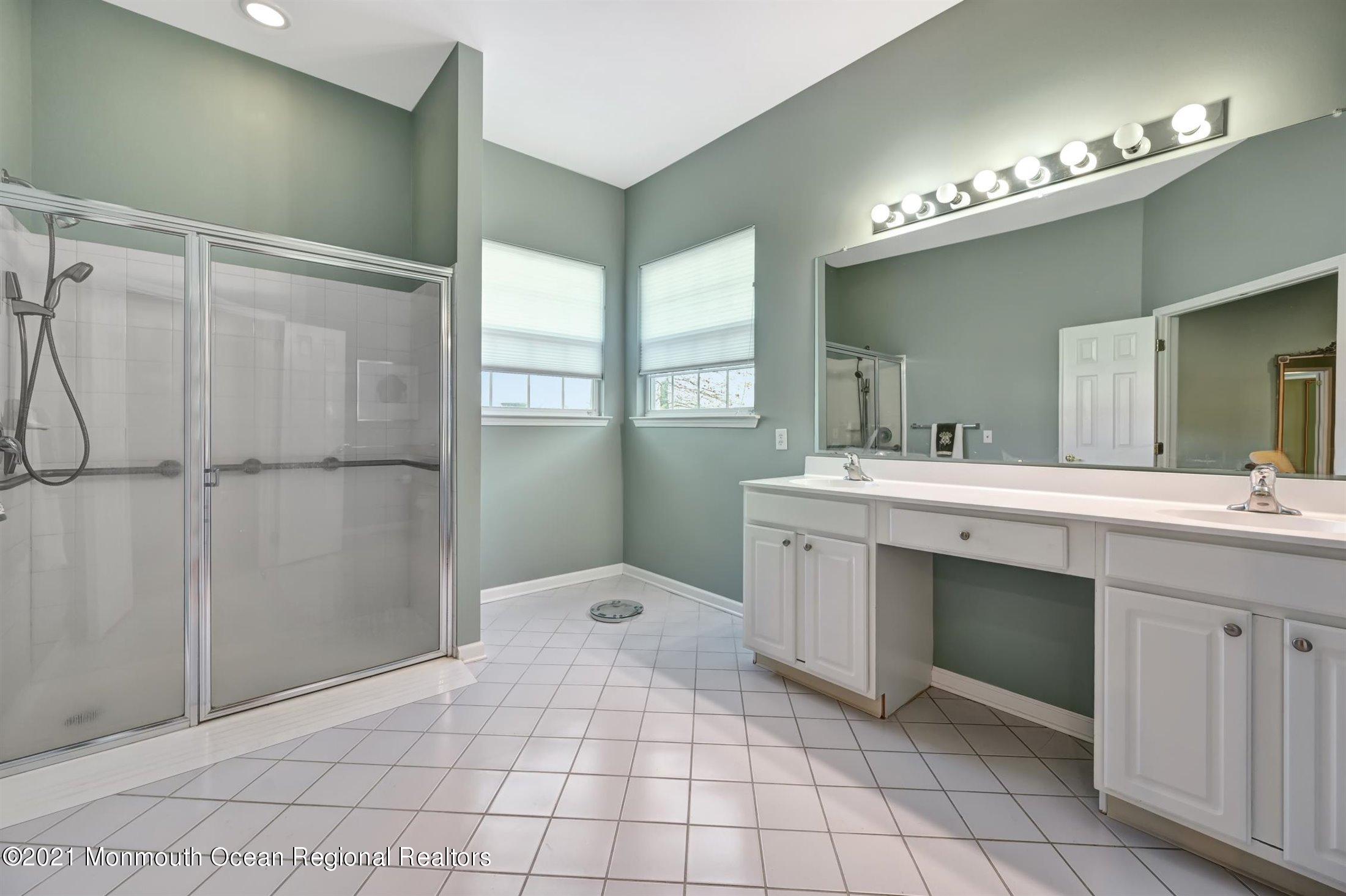 33 Hartack Road Manalapan, NJ 07726 - Photo 23 of 51 23-Master Bathroom