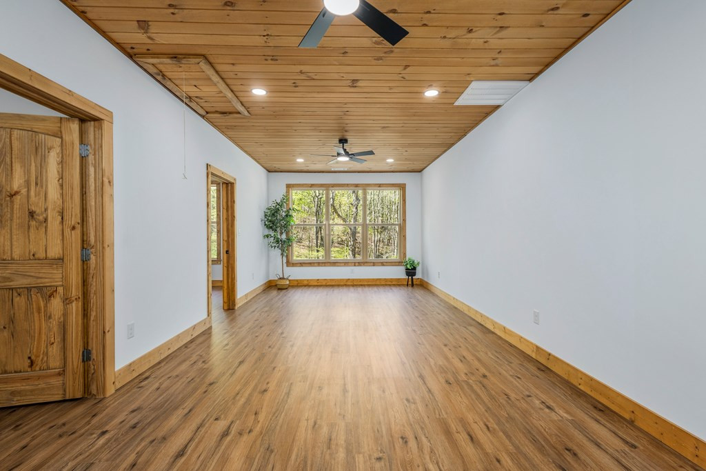 342 Hunter Ridge Murphy, NC 28906 - Photo 35 of 81 Family Room