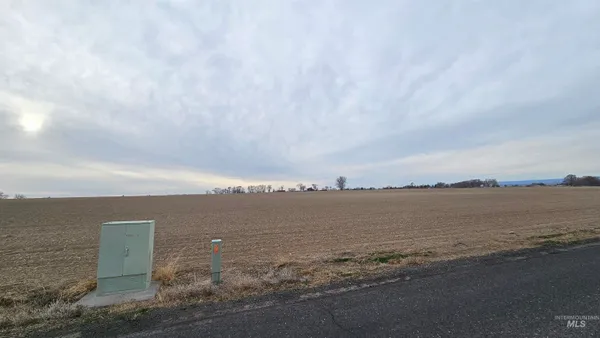 $1,680,000 | 30 1600 East Buhl Id 83316, Buhl, ID 83316