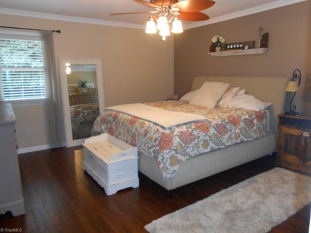 5106 Golden Acres Road Oak Ridge, NC 27310 - Photo 11 of 30