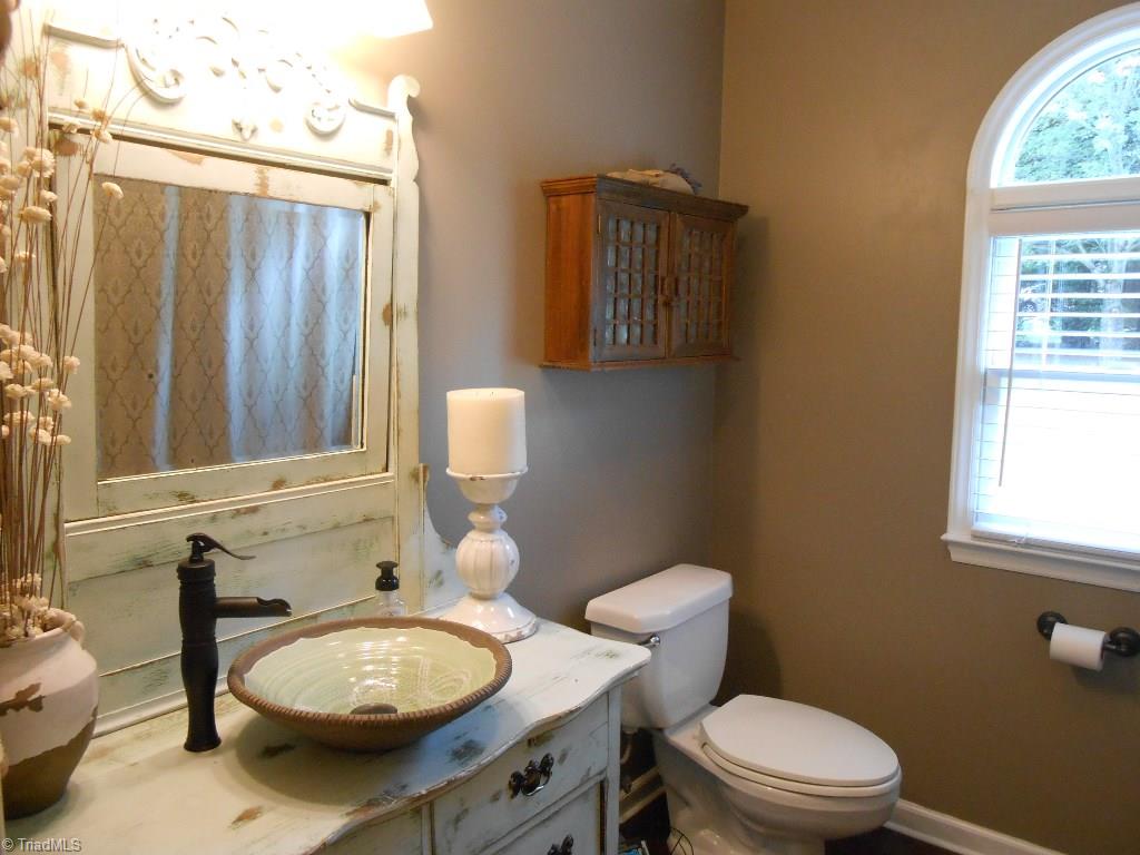 5106 Golden Acres Road Oak Ridge, NC 27310 - Photo 15 of 30