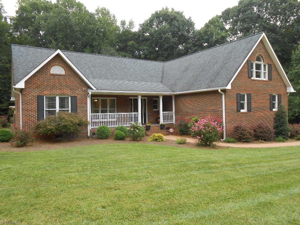 5106 Golden Acres Road Oak Ridge, NC 27310 - Photo 3 of 30