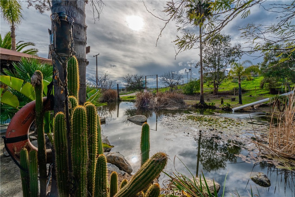 20950 Claire Road Perris, CA 92570 - Photo 34 of 74 a view of outdoor seating