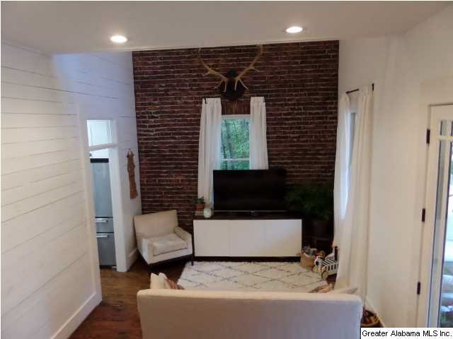 375 Ridge Drive Hayden, AL 35079 - Photo 5 of 31