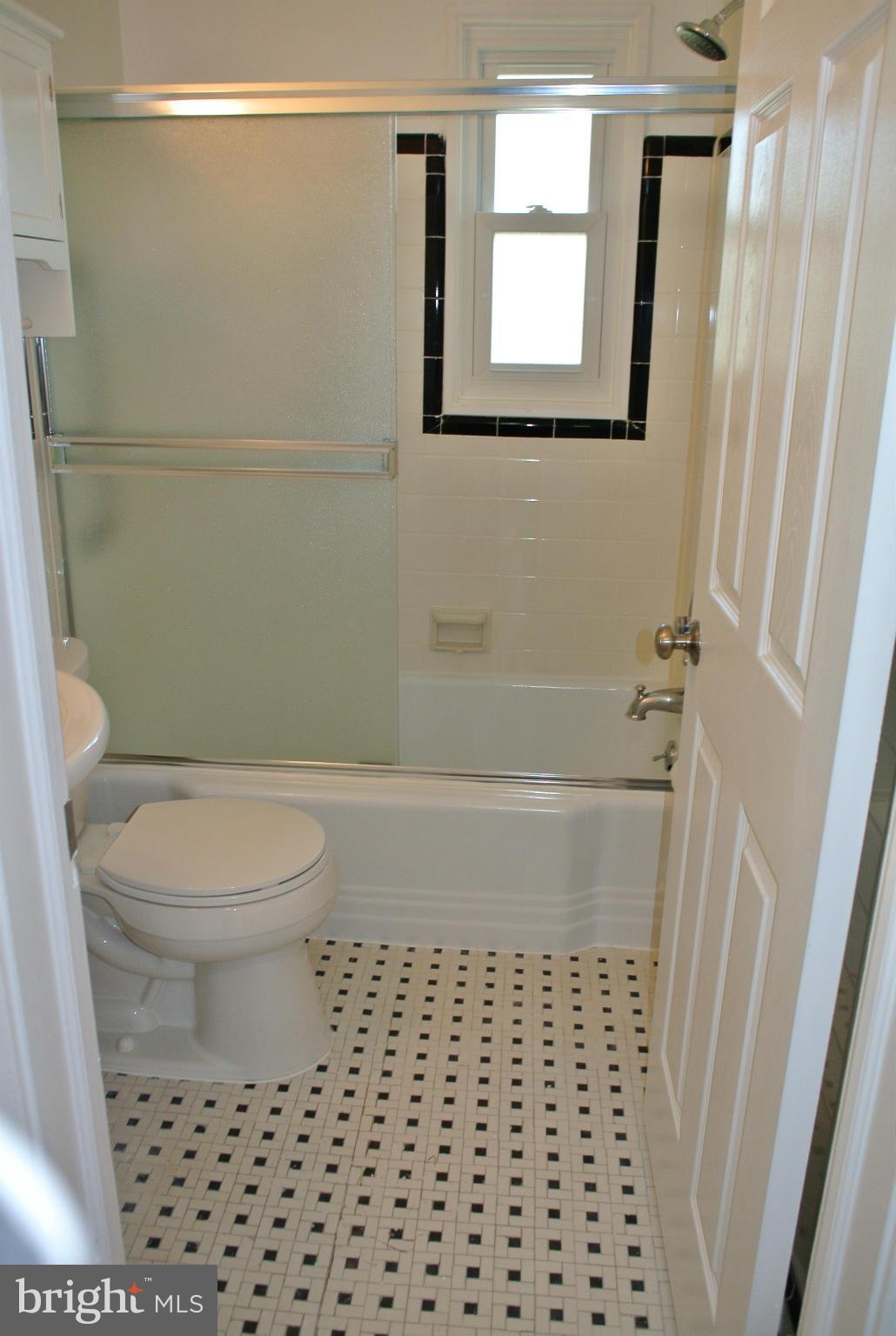 12202 Edgemont Street Silver Spring, MD 20902 - Photo 14 of 30 Bath