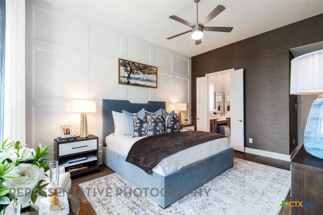 255 White Oak Castroville, TX 78009 - Photo 20 of 46 Primary Bedroom