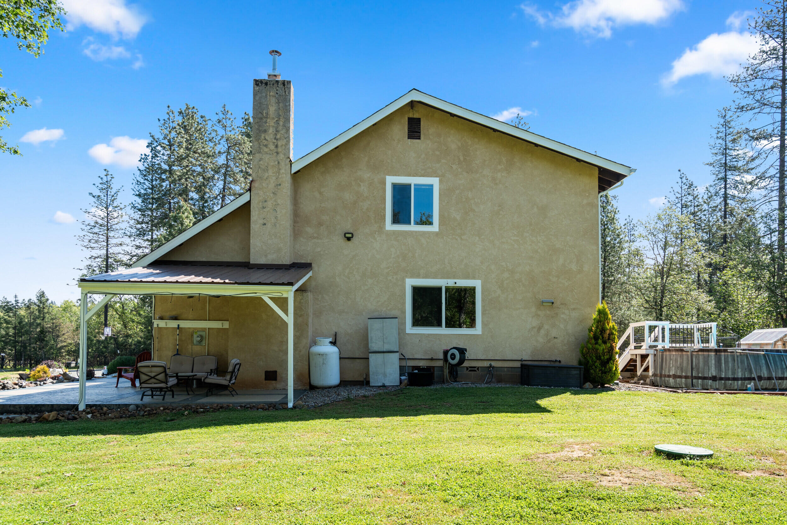 2802 Russell Road Merlin, OR 97532 - Photo 53 of 71 8_2802 russell rd, merlin-07