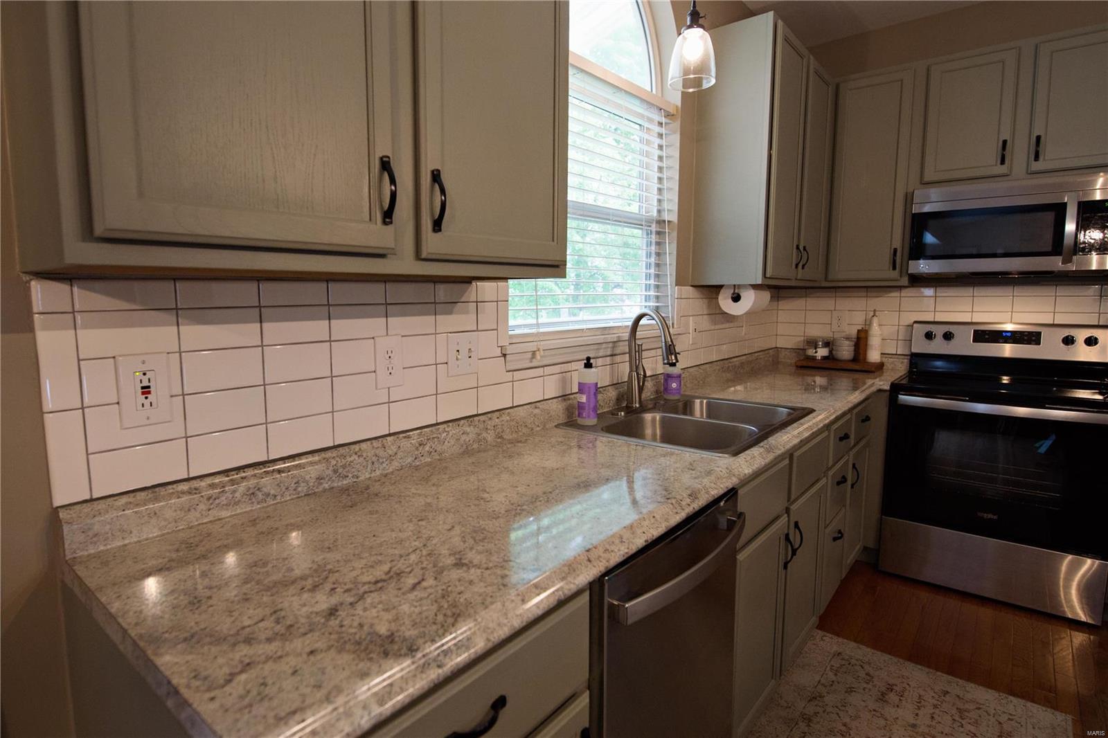 5 Raintree Crossing Court O'Fallon, MO 63366 - Photo 6 of 55