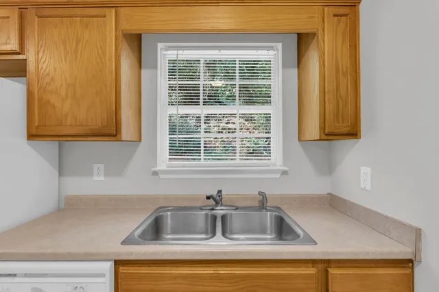 $248,000 | 541 Lullwater Road, Chattanooga, TN 37405