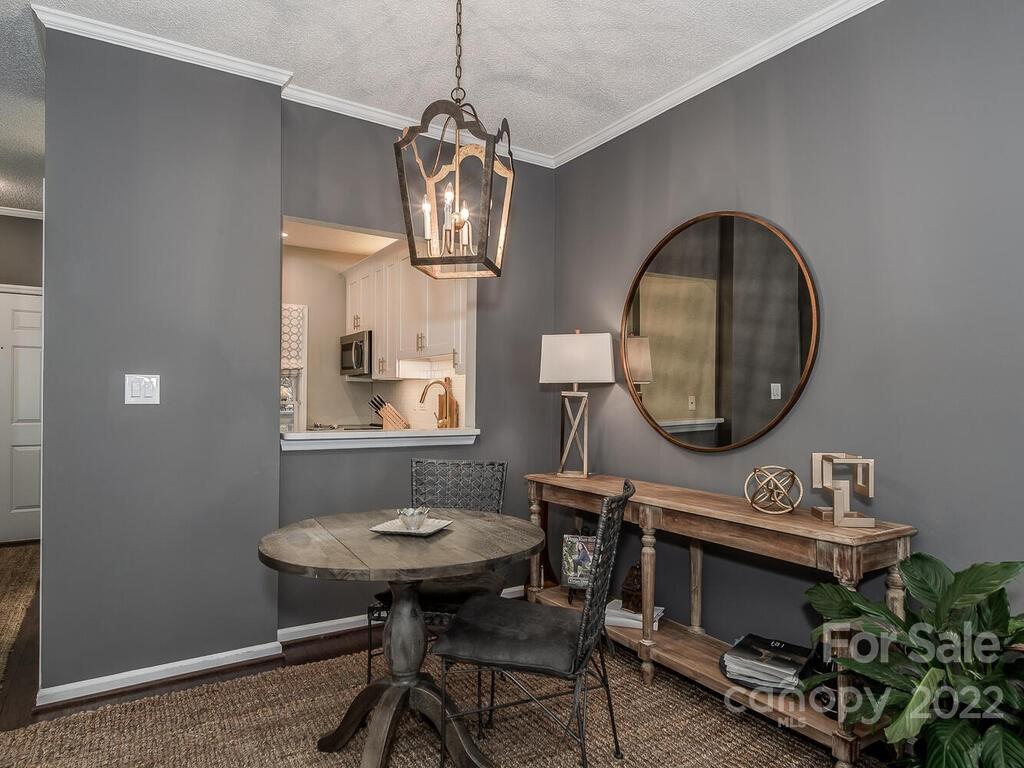 301 Queens Road, Unit 107 Charlotte, NC 28204 - Photo 6 of 21 Gallery Image 6