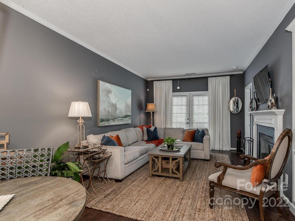 301 Queens Road, Unit 107 Charlotte, NC 28204 - Photo 8 of 21 Gallery Image 8