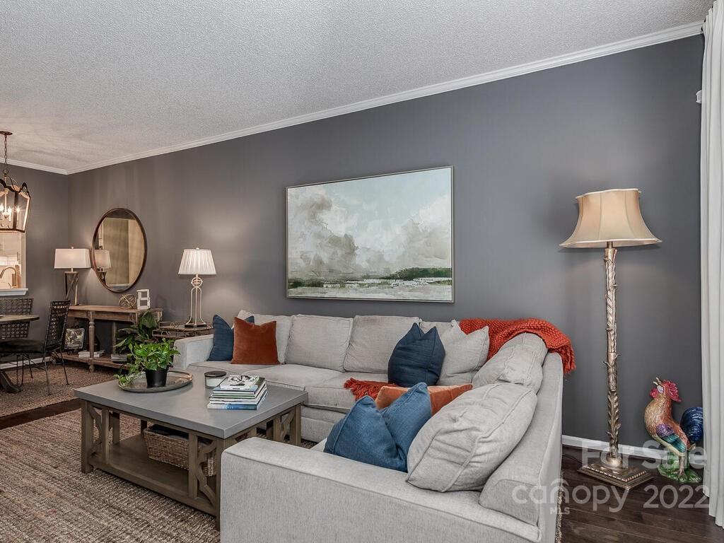 301 Queens Road, Unit 107 Charlotte, NC 28204 - Photo 10 of 21 Gallery Image 10