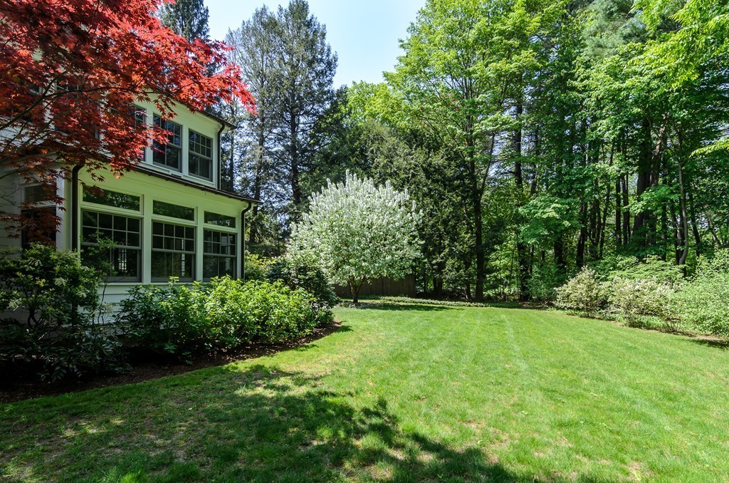 12 Marvin Road Wellesley, MA 02482 - Photo 3 of 27 Gallery Image 3