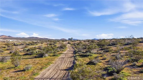 $230,000 | 0 Lamada Street, Victorville, CA 92394