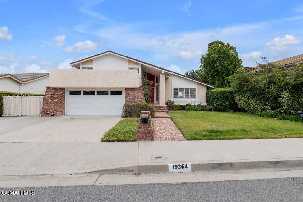 19364 Pauma Valley Drive Porter Ranch, CA 91326 - Photo 3 of 53