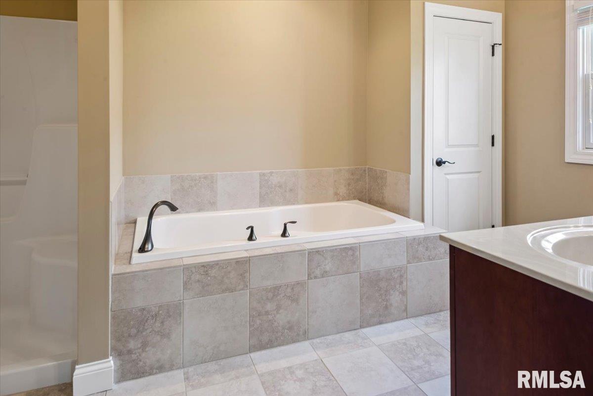 5909 Hedley Road Springfield, IL 62711 - Photo 24 of 44 Gallery Image 24