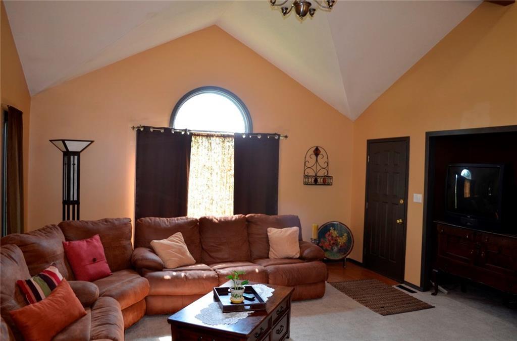 151 Ridge Crest Circle Lima, OH 45801 - Photo 4 of 27