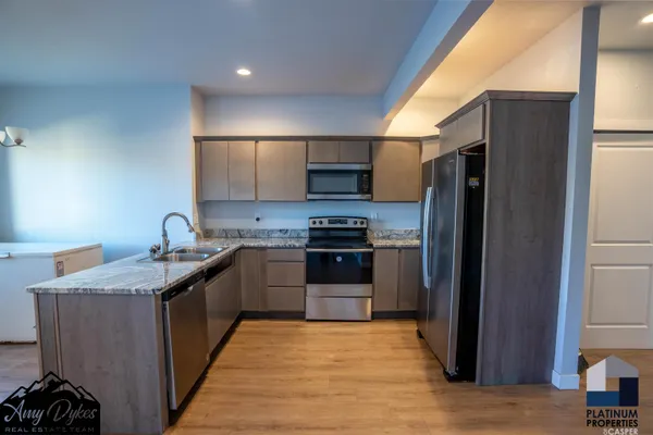 $299,900 | 670 Badger Lane, Mills, WY 82644