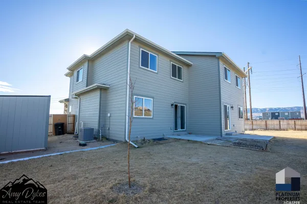 $299,900 | 670 Badger Lane, Mills, WY 82644