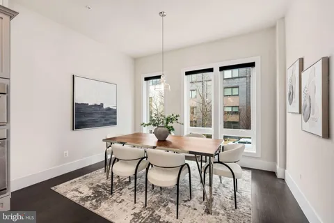 $1,095,000 | 2822 Telek Place, Alexandria, VA 22314