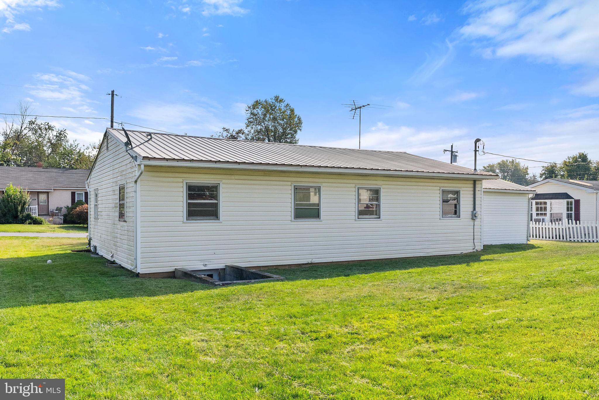 605 North Marshall Street Ranson, WV 25438 - Photo 30 of 48