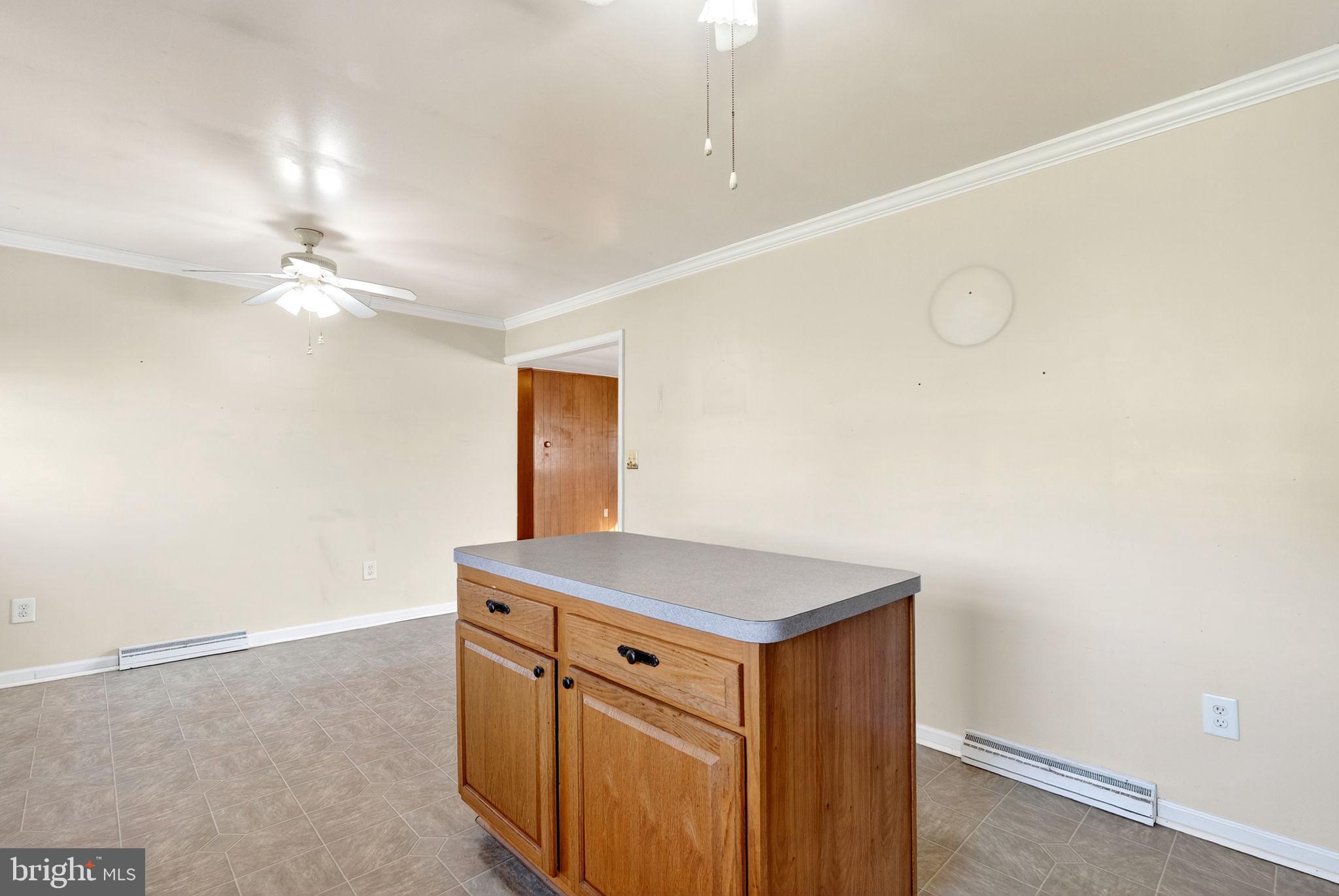 605 North Marshall Street Ranson, WV 25438 - Photo 4 of 48