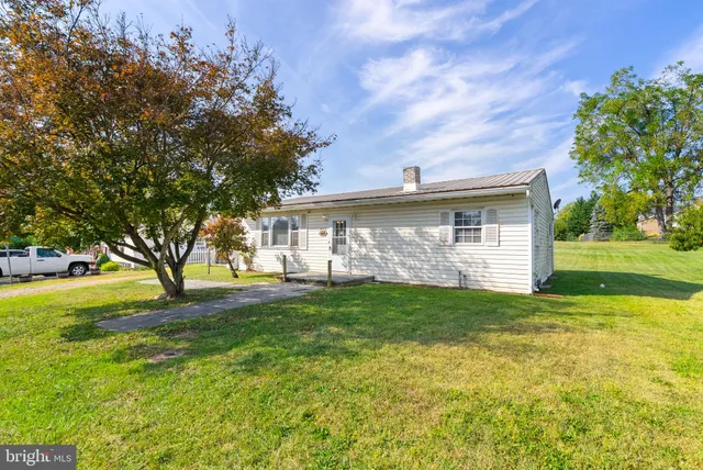 $240,000 | 605 North Marshall Street, Ranson, WV 25438