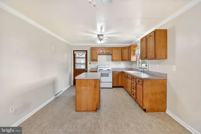 $240,000 | 605 North Marshall Street, Ranson, WV 25438