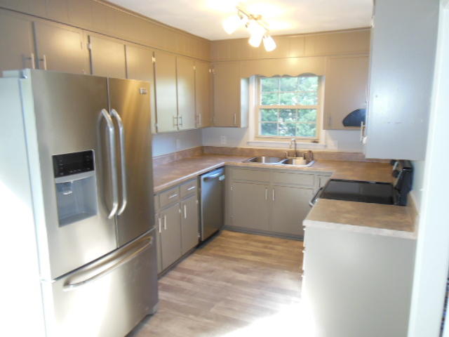 875 Atkinson Road Christiansburg, VA 24073 - Photo 5 of 27 DSCN4939