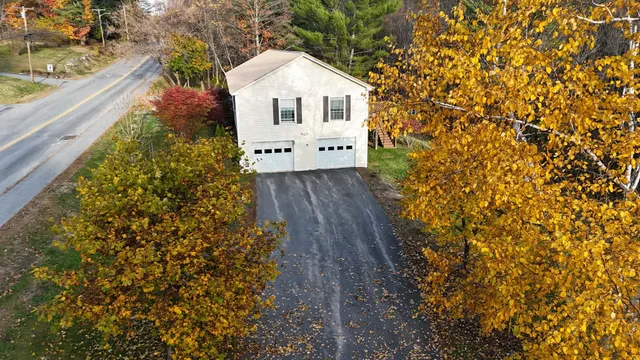 $425,000 | 233 Middle Street, Farmington, ME 04938