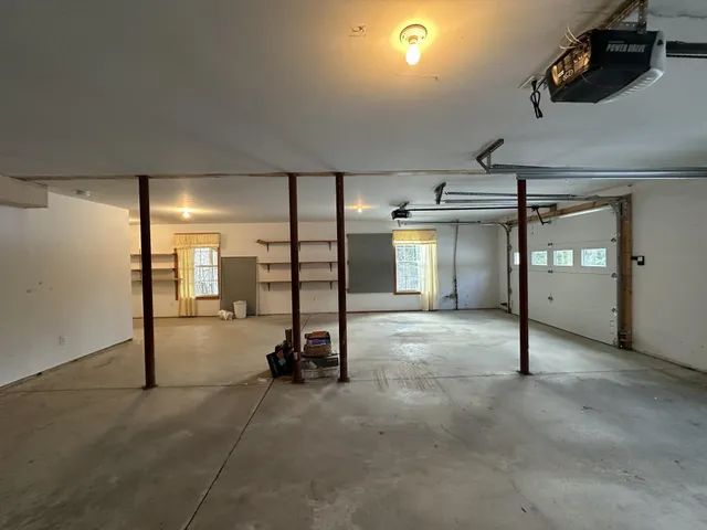 $425,000 | 233 Middle Street, Farmington, ME 04938