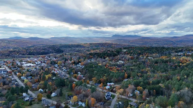 $425,000 | 233 Middle Street, Farmington, ME 04938