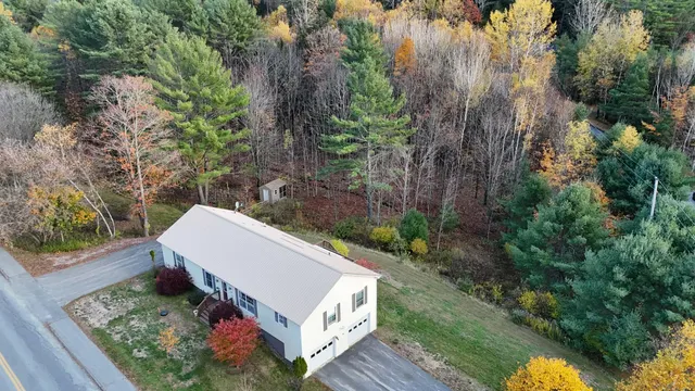$425,000 | 233 Middle Street, Farmington, ME 04938