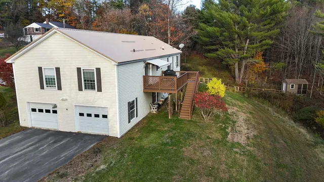 $425,000 | 233 Middle Street, Farmington, ME 04938