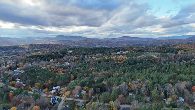 $425,000 | 233 Middle Street, Farmington, ME 04938