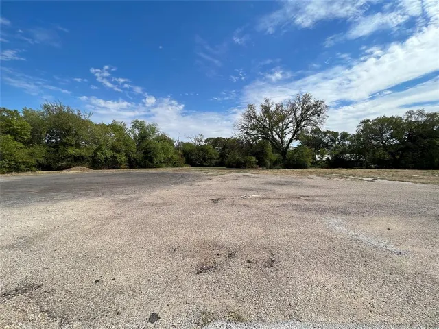 a view of a green field