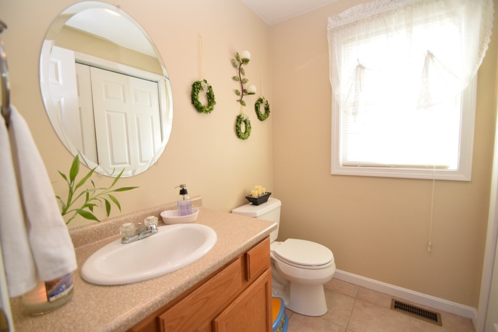 15 Amelian Road Randolph, MA 02368 - Photo 18 of 30 Gallery Image 18