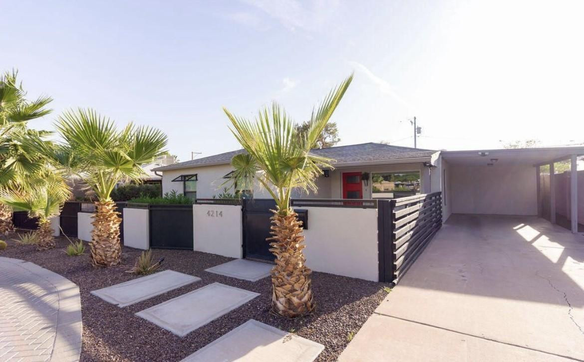 4214 North 20th Street Phoenix, AZ 85016 - Photo 5 of 40 a view of a house with a patio