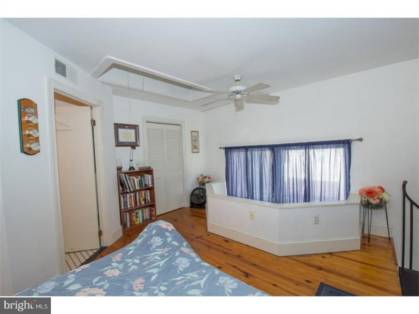800 South 9th Street, Unit 2F Philadelphia, PA 19147 - Photo 9 of 9