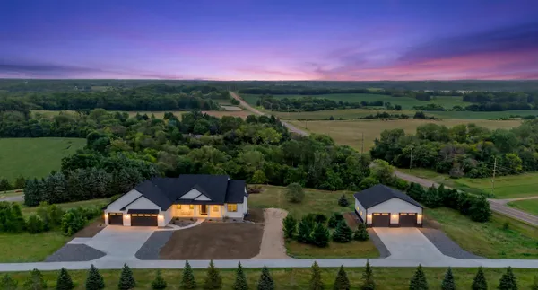 $1,600,000 | 3100 230th Street West, Jordan, MN 55352